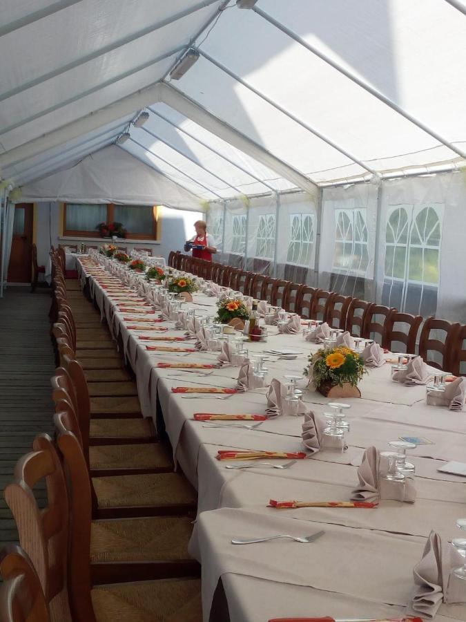 Hotel Al Tajol à Lamon Extérieur photo