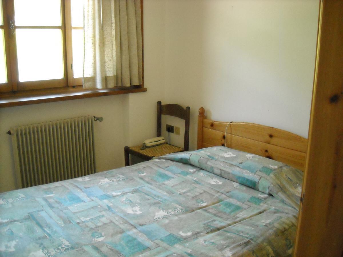 Hotel Al Tajol à Lamon Chambre photo