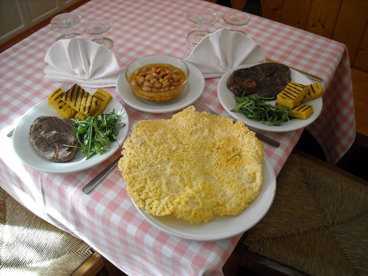Hotel Al Tajol à Lamon Extérieur photo